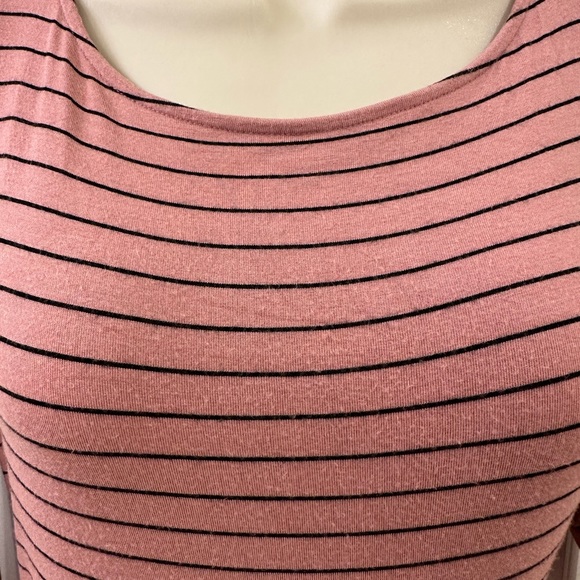 Motherhood Maternity Size M Blush Nude Pink Ruched Soft Jersey Knit Tunic Top - Picture 3 of 10